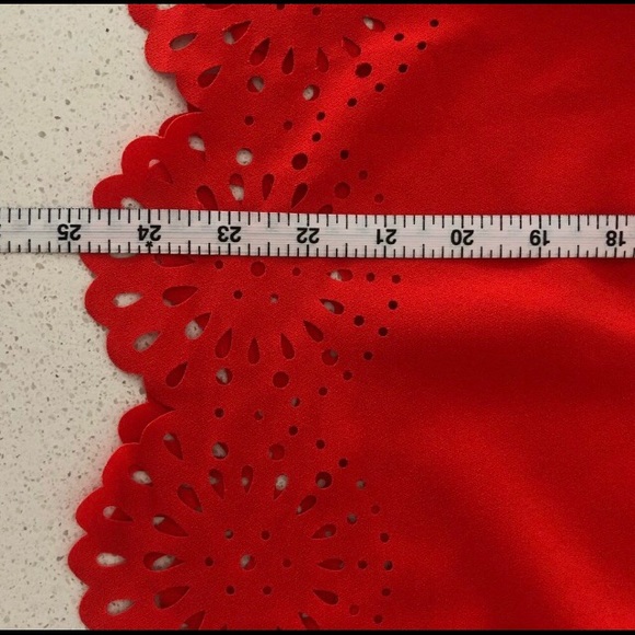 🌟3/$20 Liz Claiborne Lazer Cut Tank Top - Picture 7 of 7